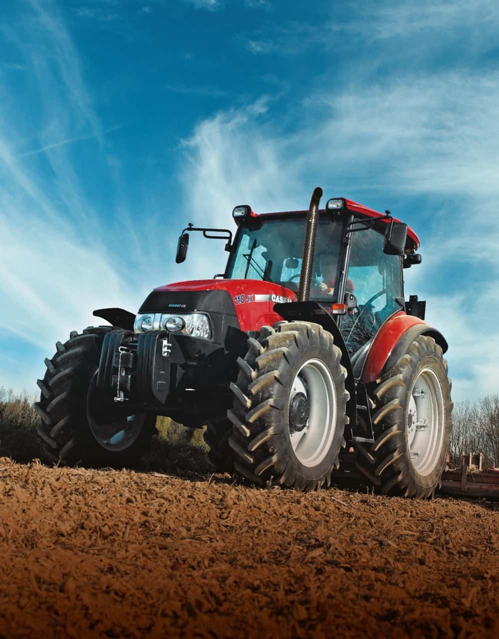 Tractor Farmall 110 JX — Potencia para tu campo